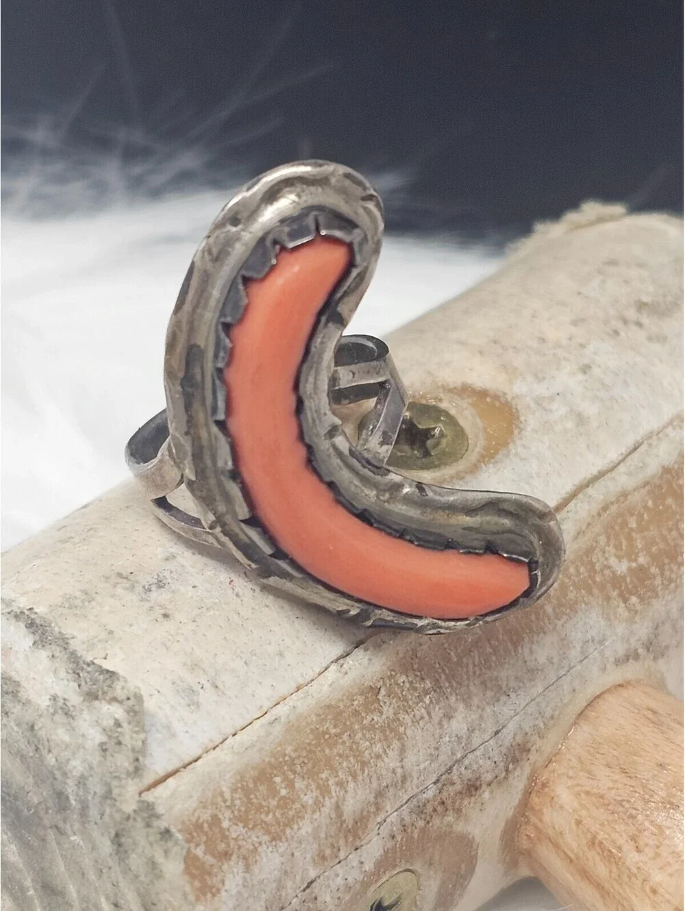 Vintage Southwestern 925 Silver Red Coral Curved Ring